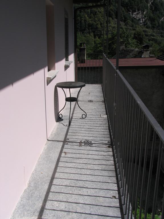 Casa Vacanze La Meridiana Baceno Pokoj fotografie